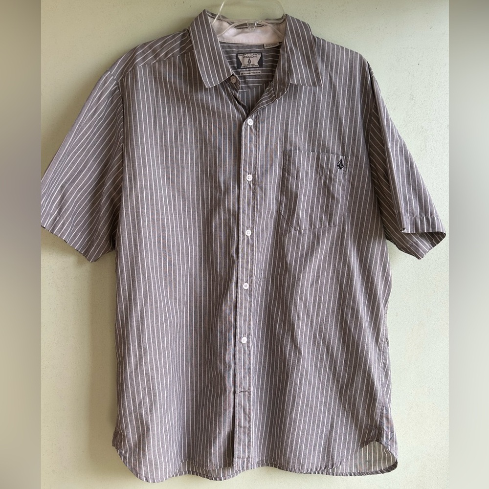 Volcom Men’s Shirt - XL - Excellent Condition